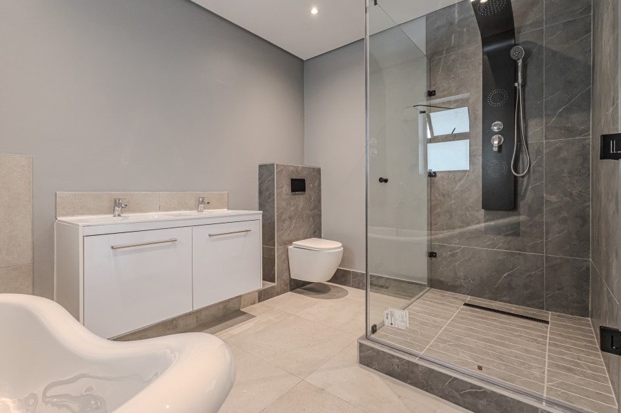 To Let 3 Bedroom Property for Rent in Camps Bay Western Cape